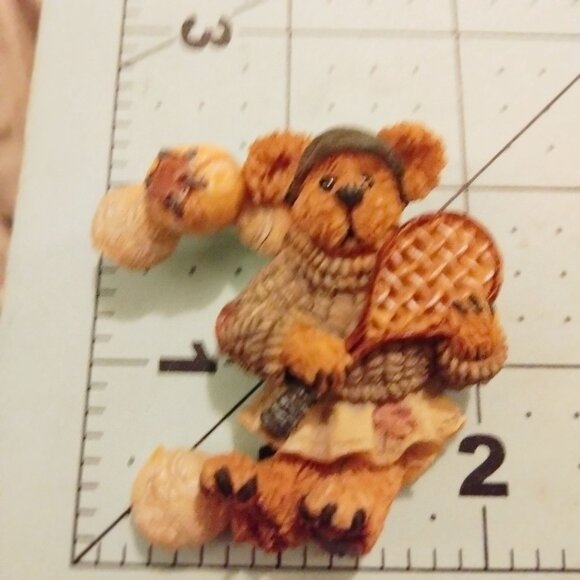 Boyds Bears Tennis Player Lapel Pin Brooch Vintage Rustic Distressed Shabby - Picture 2 of 5